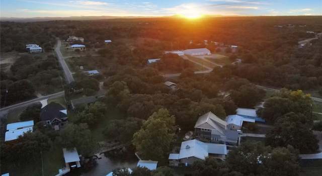 Photo of 106 Lakeview Dr, Llano, TX 78643