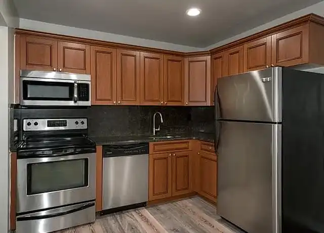 Property at Fairfield Sunrise Gardens at Bohemia - 727 Greenbriar Dr, Bohemia, NY, 11716, 1 bed, 1 bath, [object Object]