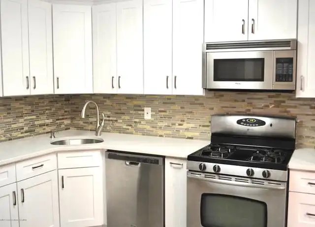 Property at 15 Interlaken Ct #6, Freehold, NJ, 07728, 2 beds, 2 baths, [object Object]