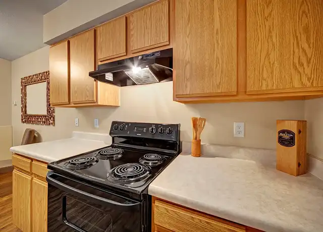 Property at Summit Point - 1002 SW 89th St, Oklahoma City, OK, 73139, 2-3 beds, 1-2 bath, [object Object]