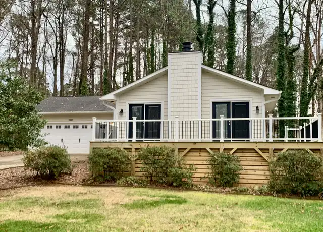 Property at 807 Castalia Dr, Cary, NC, 27513, 3 beds, 2 baths, [object Object]