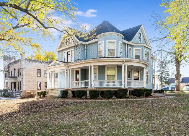 Property at 312 Bridge St Unit 2-EAST, Joliet, IL, 60435, 1 bed, 1 bath, [object Object]