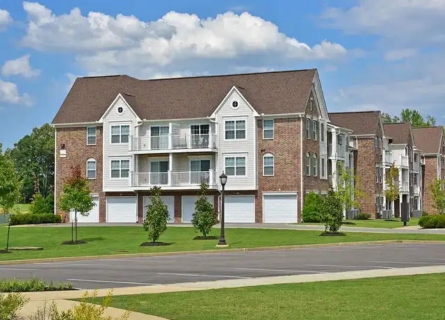 Property at Irene Woods Apartments - 9199 Mayfield Rd N, Collierville, TN, 38017, 1-2 bed, 1-2 bath, [object Object]