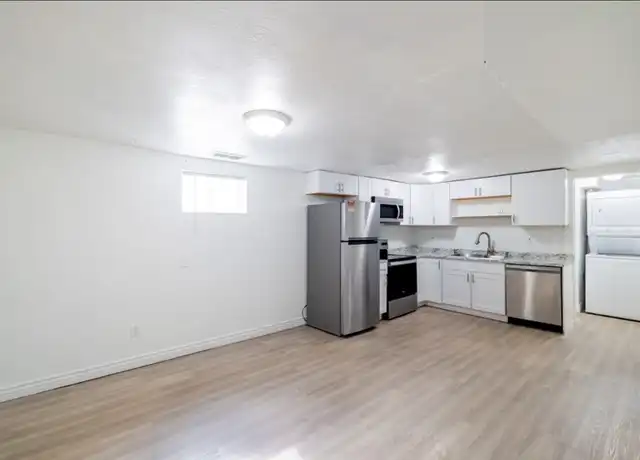 Property at 174 7th St Unit B, Ogden, UT, 84404, 2 beds, 1 bath, [object Object]