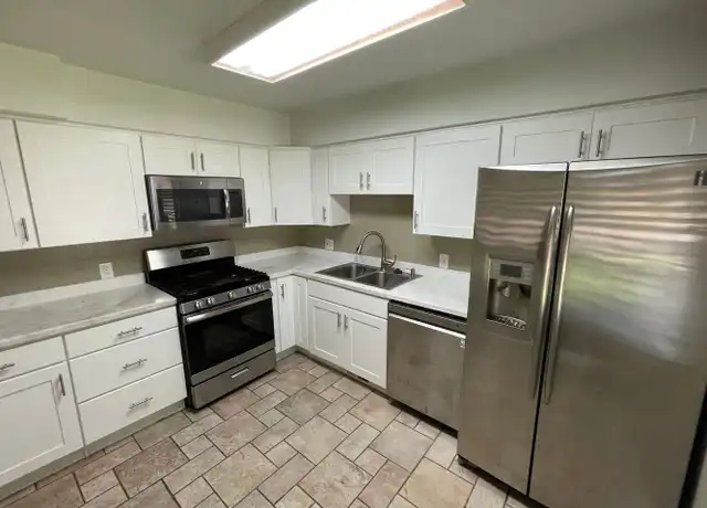Property at 488 E 200 S, Clearfield, UT, 84015, 2 beds, 1 bath, [object Object]