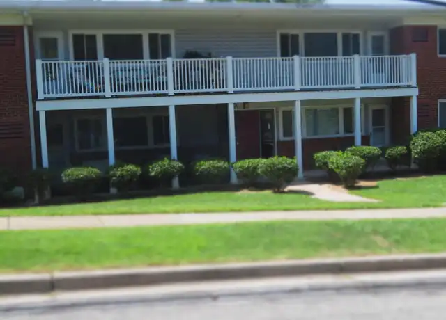 Property at 6000 67th Ave Unit 3, Riverdale Park, MD, 20737, 1 bed, 1 bath, [object Object]