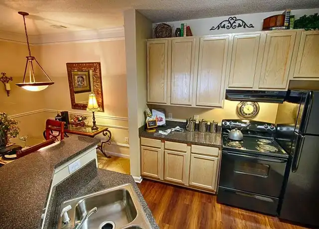 Property at The Legends - 2101 21st St SE, Hickory, NC, 28602, 1-2 bed, 1-2 bath, [object Object]