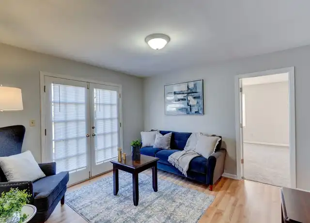 Property at 5430 Daniel Dr Unit 2B, Indianapolis, IN, 46226, 6 beds, 2 baths, [object Object]