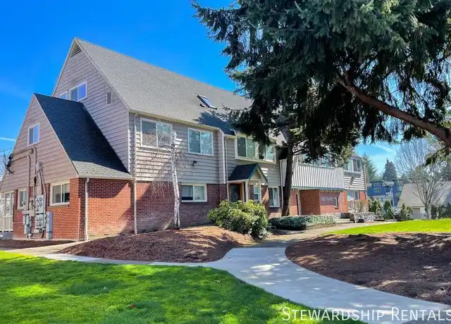 Property at 1825 Harris St Unit 6, Eugene, OR, 97403, 3 beds, 1 bath, [object Object]