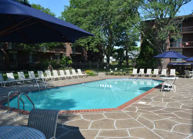 Property at 4 Canton Rd Unit 3001, Quincy, MA, 02171, 1 bed, 1 bath, [object Object]