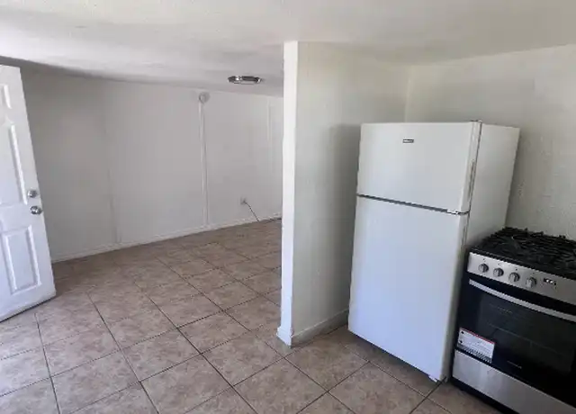 Property at 1456 Cameron Ln Unit B, Merced, CA, 95340, 2 beds, 1 bath, [object Object]