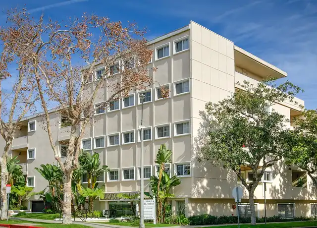 Property at Rexford Park North - 272 S Rexford Dr, Beverly Hills, CA, 90212, 1 bed, 1-1.5 bath, [object Object]