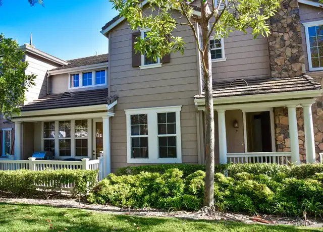 Property at 9 Elmhurst St, Ladera Ranch, CA, 92694, 3 beds, 2.5 baths, [object Object]
