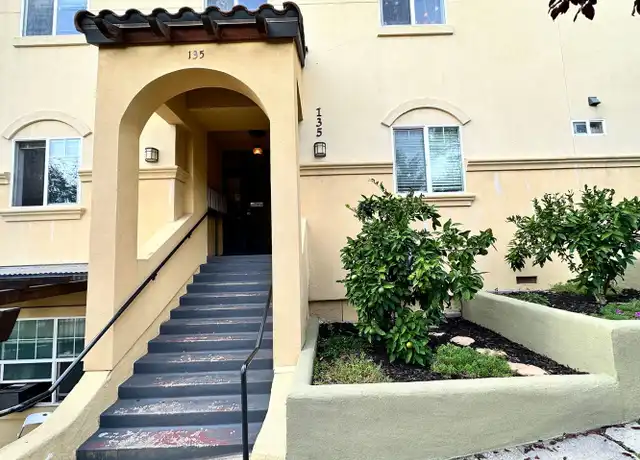 Property at 135 Almond St Unit 135-6, Auburn, CA, 95603, 1 bed, 1 bath, [object Object]