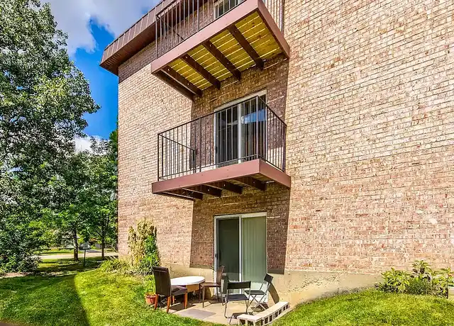 Property at Apartments of Mt. Prospect - 1308 S Sir Galahad Ln, Mount Prospect, IL, 60056, 1 bed, 1 bath, [object Object]