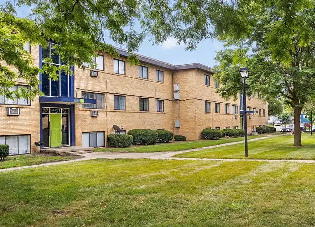Property at Greenway Apartments (Indy Town) - 5350 E 21st St, Indianapolis, IN, 46218, 1-2 bed, 1 bath, [object Object]