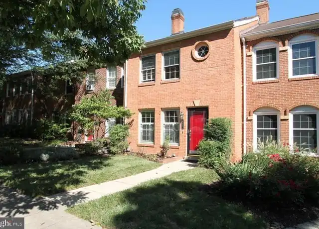 Property at 809 Gibbon St, Alexandria, VA, 22314, 2 beds, 2.5 baths, [object Object]