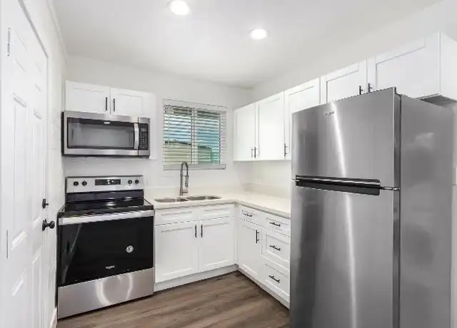 Property at 4218 N 17th St, Phoenix, AZ, 85016, 1 bed, 1 bath, [object Object]