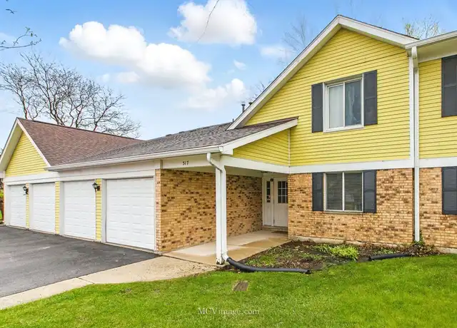 Property at 317 Memory Ln Unit 4-1, Westmont, IL, 60559, 3 beds, 1.5 baths, [object Object]