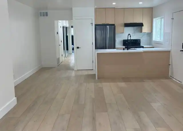 Property at 19 Knoll Ln Unit D, Mill Valley, CA, 94941, 2 beds, 1 bath, [object Object]