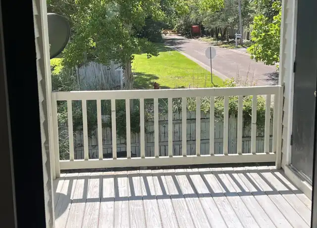 Property at 200 Autumn Dr, Fairhope, AL, 36532, 2 beds, 1.5 baths, [object Object]