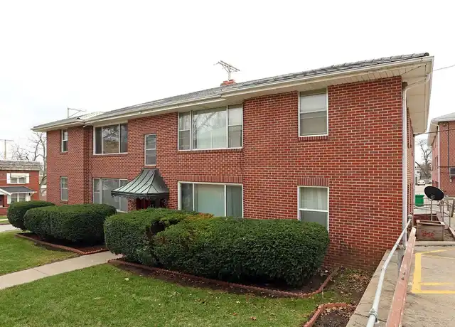 Property at Midtown Court - 508 S 35th Ave, Omaha, NE, 68105, 1 bed, 1 bath, [object Object]