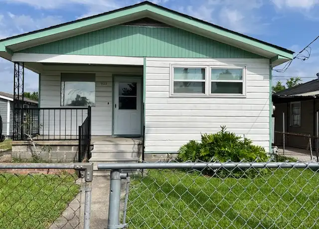 Property at 923 Wilker Neal Ave, Metairie, LA, 70003, 3 beds, 1 bath, [object Object]