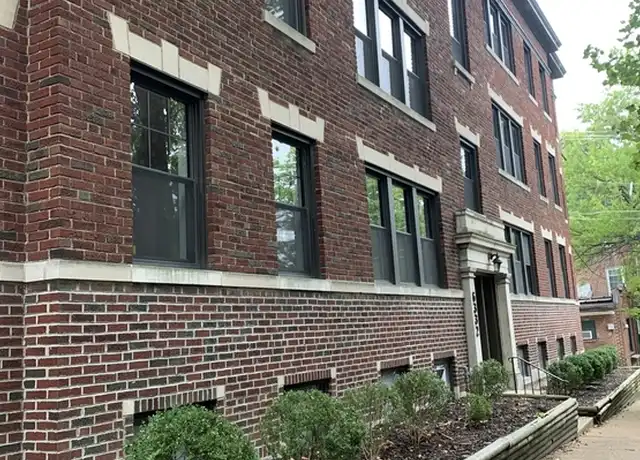 Property at 6332 N Rosebury Ave Unit 2W, Clayton, MO, 63105, 2 beds, 2 baths, [object Object]