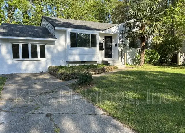 Property at 524 Mango Dr, Virginia Beach, VA, 23452, 6 beds, 2 baths, [object Object]