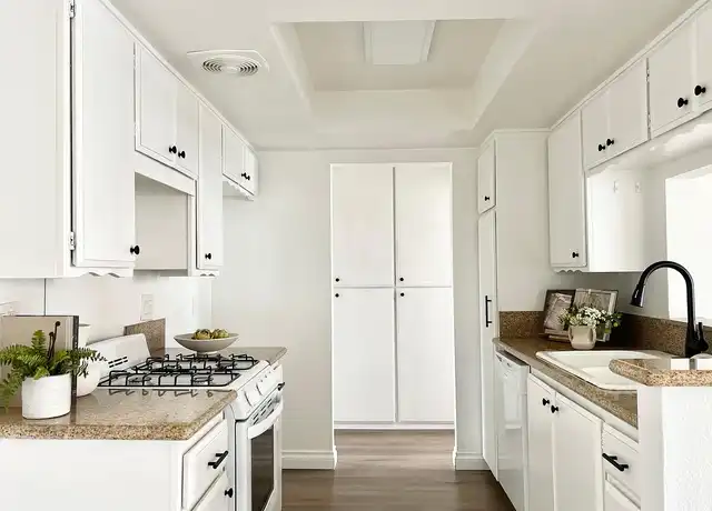 Property at Villa Del Sol - 2828 W Lincoln Ave, Anaheim, CA, 92801, 1-2 bed, 1 bath, [object Object]