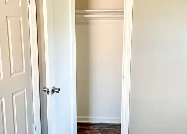 Property at 1656 S Volutsia Ave, Wichita, KS, 67211, 2 beds, 1 bath, [object Object]