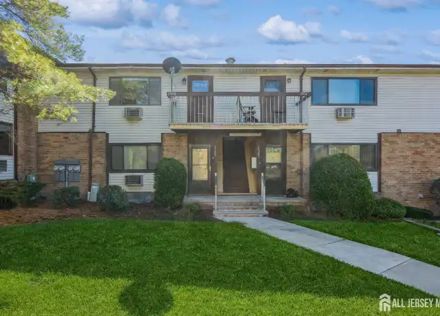 Property at 1308 Cricket Ln, Woodbridge Township, NJ, 07095, 2 beds, 1 bath, [object Object]