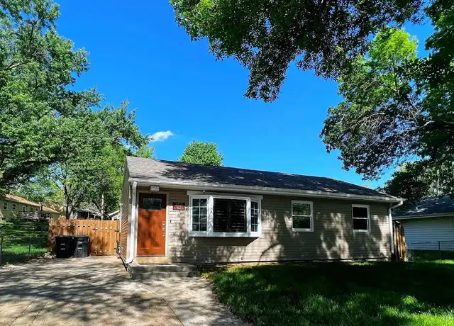 Property at 3515 S 82nd St, Omaha, NE, 68124, 3 beds, 2 baths, [object Object]