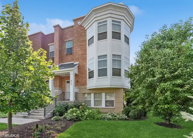 Property at 410 S Edward St, Mount Prospect, IL, 60056, 3 beds, 2.5 baths, [object Object]