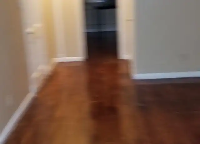 Property at 1633 Pillow St, Memphis, TN, 38106, 3 beds, 2 baths, [object Object]