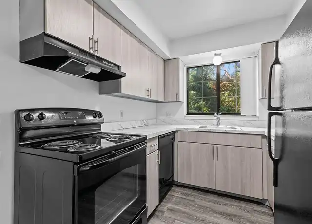 Property at Pilgrim Village - Canton, MI - 7655 Balmoral Dr, Canton, MI, 48187, 1 bed, 1 bath, [object Object]