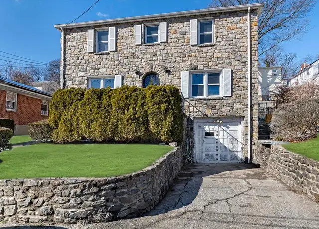 Property at 57 Putnam Ave, Yonkers, NY, 10705, 2 beds, 1 bath, [object Object]