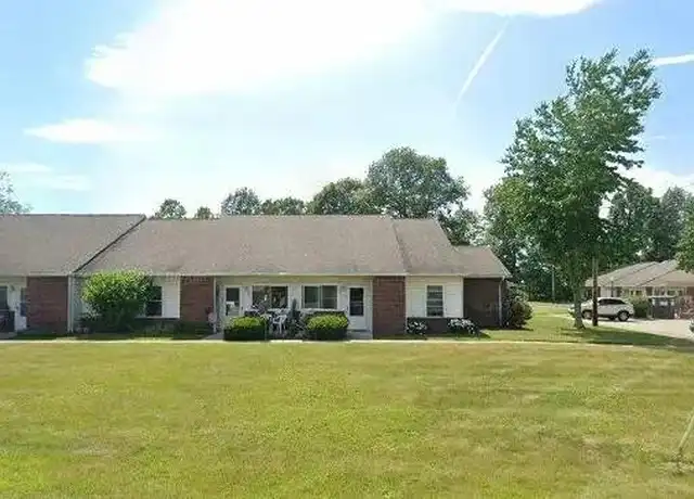 Property at 8 Senior Dr, Greenwich, OH, 44837, 1 bed, 1 bath, [object Object]