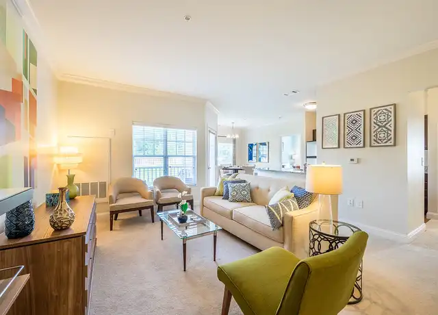 Property at Princeton Westford - 500 Princeton Way, Westford, MA, 01886, 1-2 bed, 1-2 bath, [object Object]