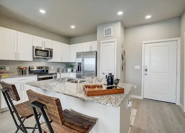 Property at Skyview North Apartments - 295 E Wilco Hwy, Hutto, TX, 78634, 1-2 bed, 1-2 bath, [object Object]