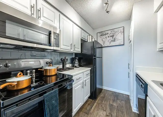 Property at The Landing at Clear Lake - 240 El Dorado Blvd, Webster, TX, 77598, 1-2 bed, 1-2 bath, [object Object]