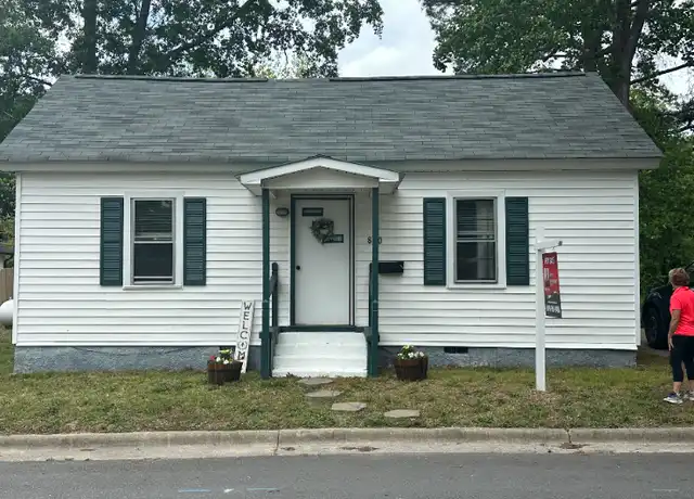 Property at 820 Southern St, Selma, NC, 27576, 2 beds, 1 bath, [object Object]
