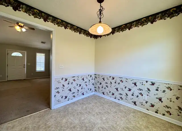 Property at 627 Builder Dr, Phenix City, AL, 36869, 3 beds, 2 baths, [object Object]