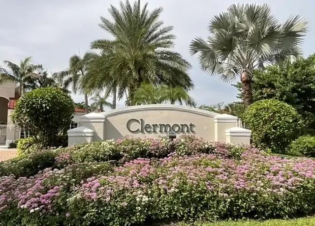 Property at 1600 Clermont Dr #305, Naples, FL, 34109, 3 beds, 2 baths, [object Object]