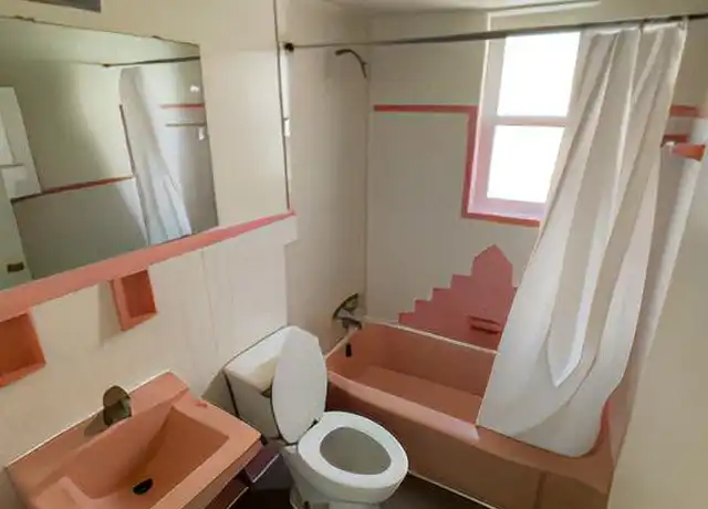 Property at 2986 Woodrow Ave Unit 7, Cincinnati, OH, 45211, 1 bed, 1 bath, [object Object]