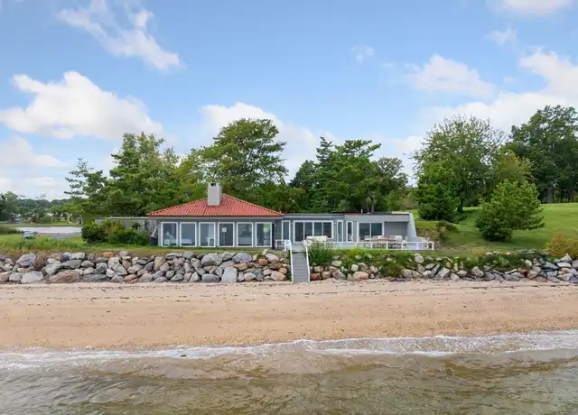 Property at 333 Centre Island Rd, Oyster Bay, NY, 11771, 4 beds, 4 baths, [object Object]