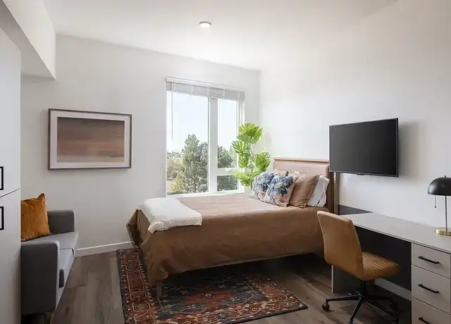 Property at 685 9th St, Oakland, CA, 94607, 0-2 beds, 1-2 bath, [object Object]
