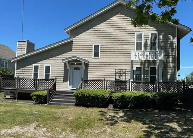 Property at 473 General Booth Blvd, Virginia Beach, VA, 23451, 4 beds, 2 baths, [object Object]
