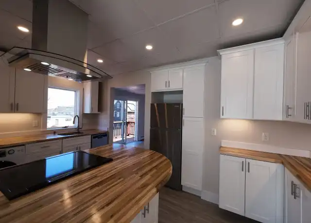 Property at 53 Middle St Unit 300-514, Newburyport, MA, 01950, 1 bed, 1 bath, [object Object]