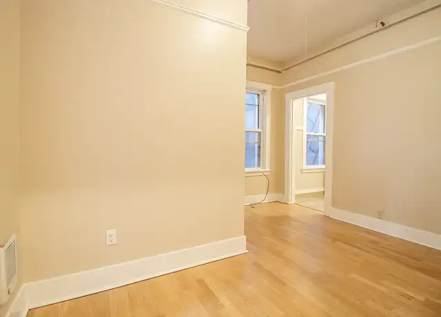 Property at The Topanga Apartments - 2157 W Burnside St, Portland, OR, 97210, 1 bed, 1 bath, [object Object]